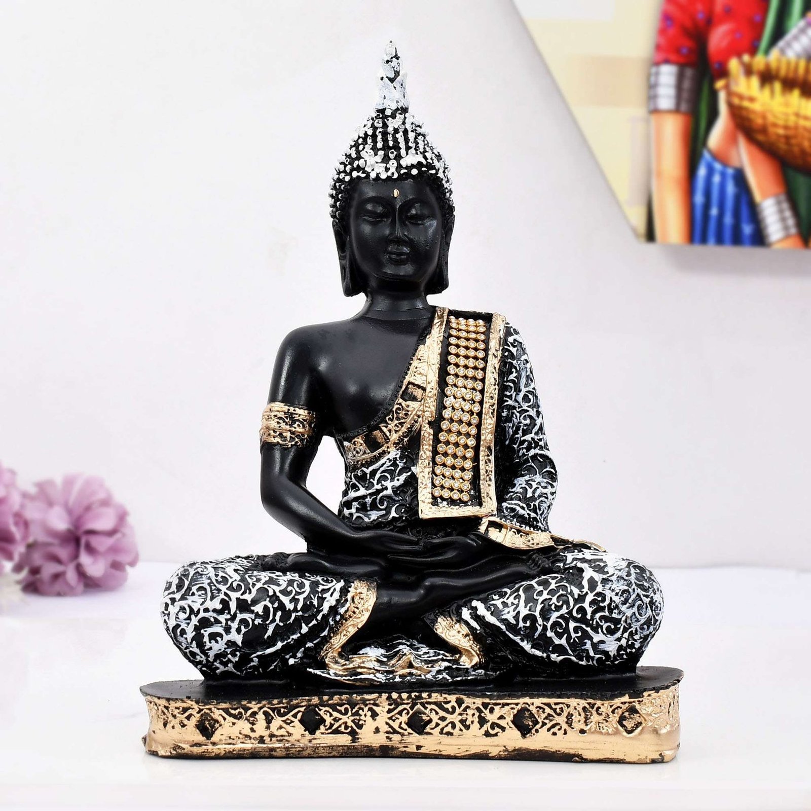 Beautiful Sitting Buddha Idol Statue