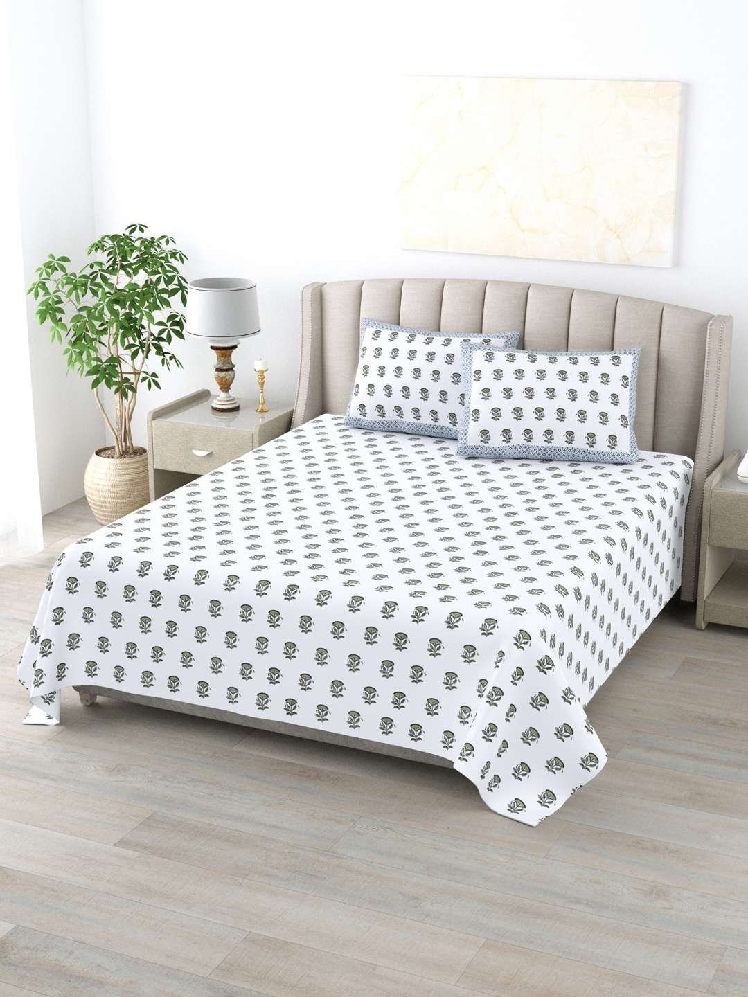 100% Pure Cotton Traditional  Printed Bedsheet for Double Bed King Size Bedsheet with 2 Pillow Covers