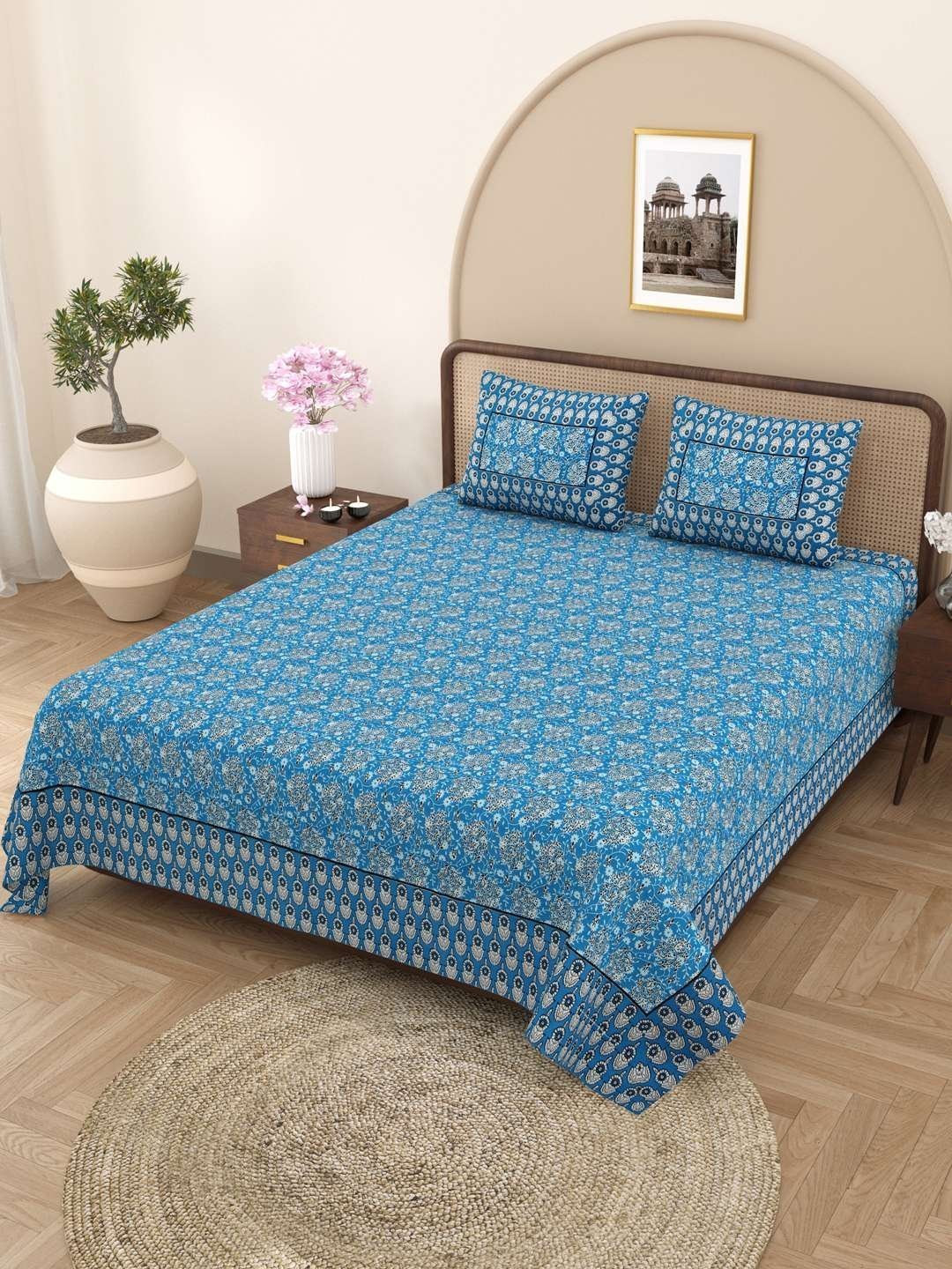 100% Pure Cotton Traditional  Printed Bedsheet for Double Bed King Size Bedsheet with 2 Pillow Covers