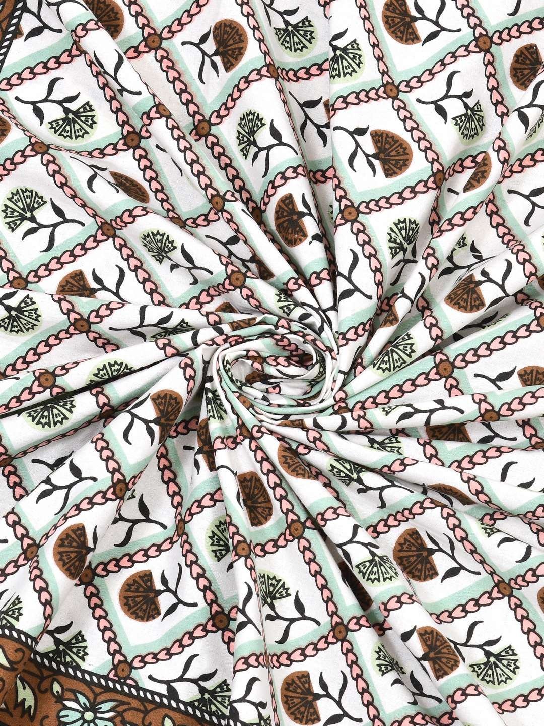 100% Pure Cotton Traditional  Printed Bedsheet for Double Bed King Size Bedsheet with 2 Pillow Covers
