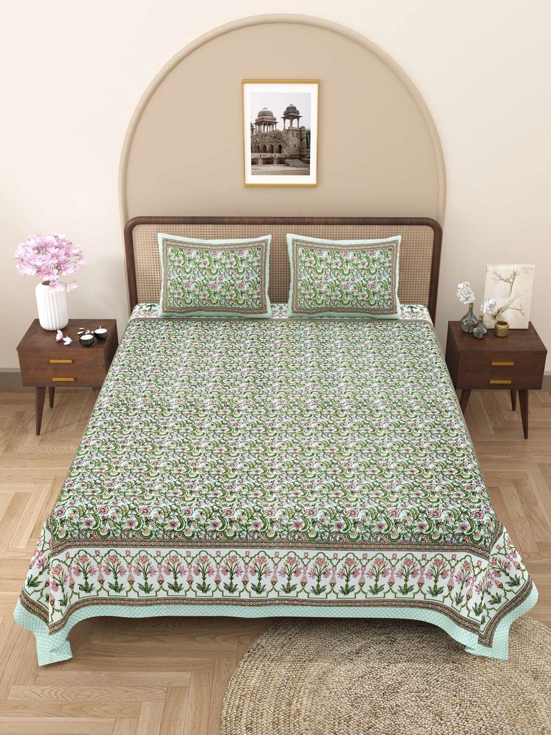 100% Pure Cotton Traditional  Printed Bedsheet for Double Bed King Size Bedsheet with 2 Pillow Covers