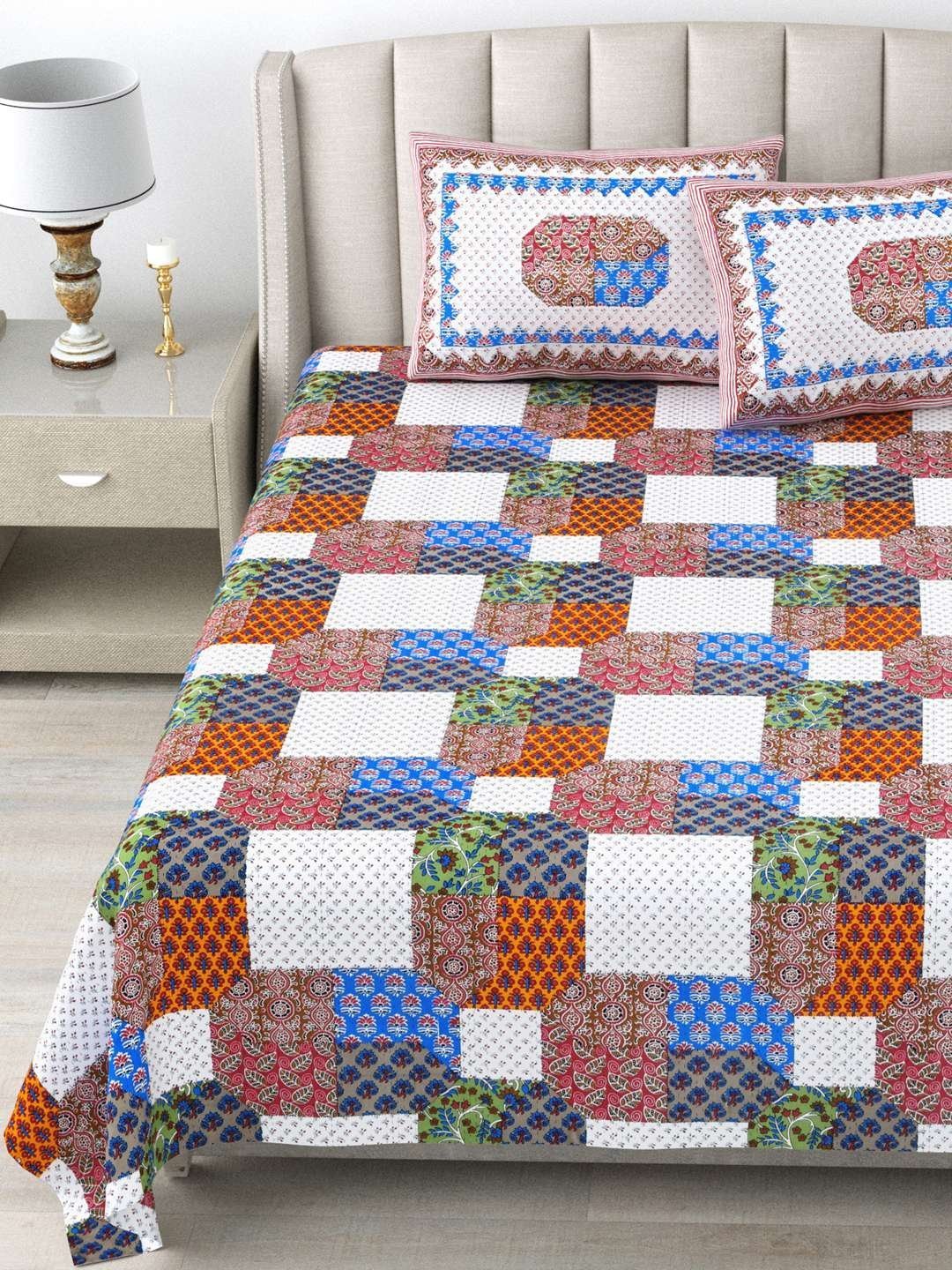 100% Pure Cotton Traditional  Printed Bedsheet for Double Bed King Size Bedsheet with 2 Pillow Covers
