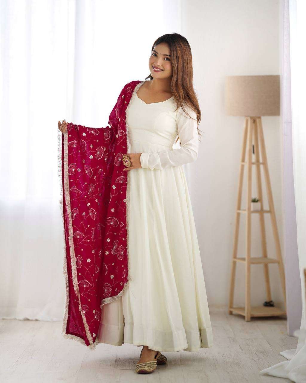 Womens Pure Romansilk Chanderi Plain Anarkali Kurti With Dupatta & Pant Set