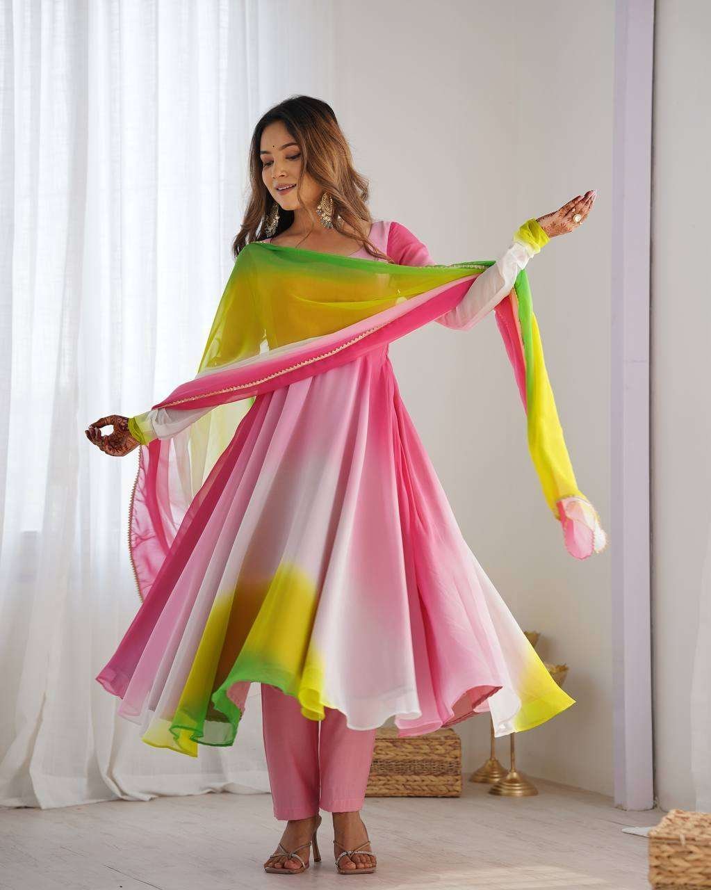 Women’s Pure Romansilk Chanderi Tie-Dye Anarkali Kurti Pant With Dupatta Set