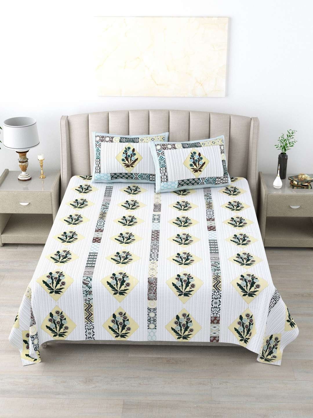 100% Pure Cotton Traditional  Printed Bedsheet for Double Bed King Size Bedsheet with 2 Pillow Covers