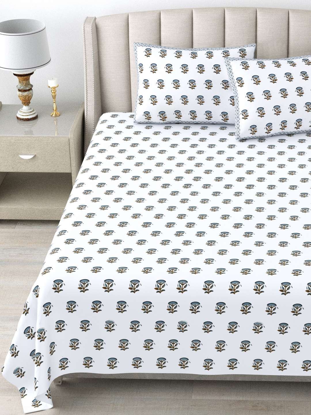 100% Pure Cotton Traditional  Printed Bedsheet for Double Bed King Size Bedsheet with 2 Pillow Covers