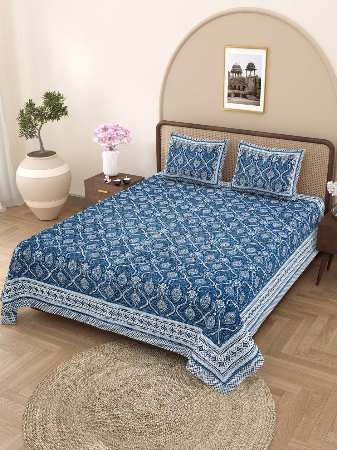 100% Pure Cotton Traditional  Printed Bedsheet for Double Bed King Size Bedsheet with 2 Pillow Covers