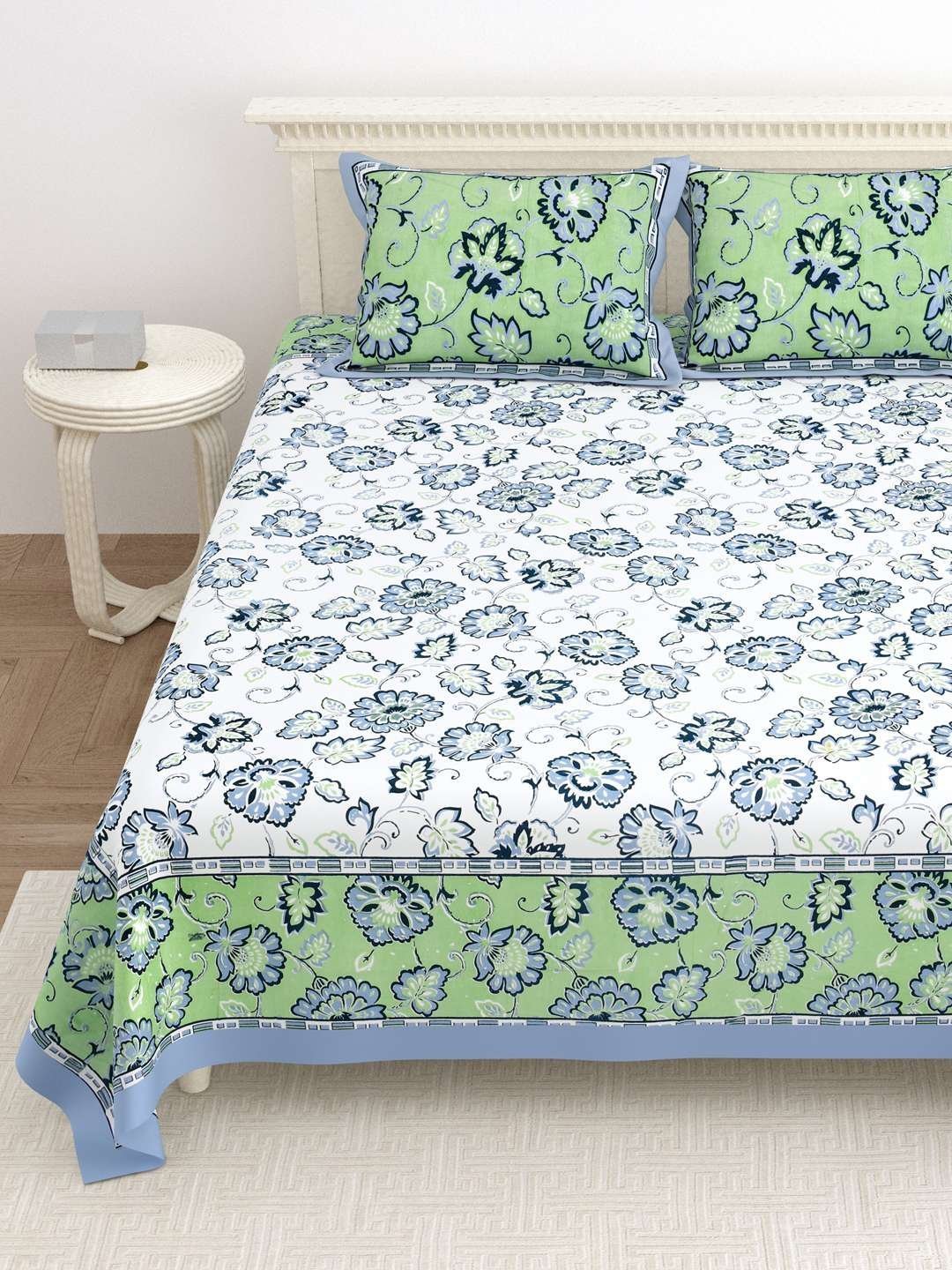100% Pure Cotton Traditional  Printed Bedsheet for Double Bed King Size Bedsheet with 2 Pillow Covers