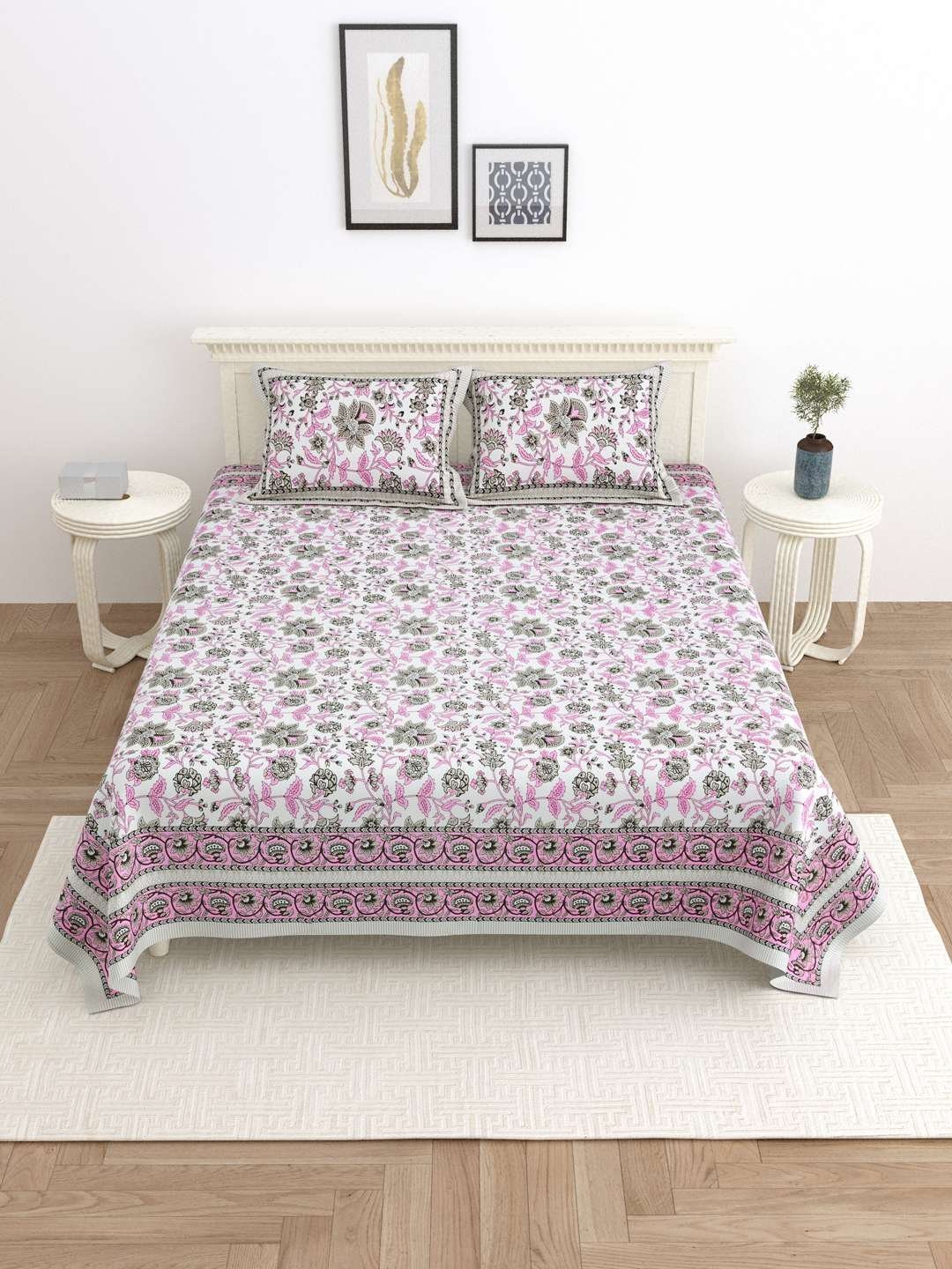 100% Pure Cotton Traditional  Printed Bedsheet for Double Bed King Size Bedsheet with 2 Pillow Covers