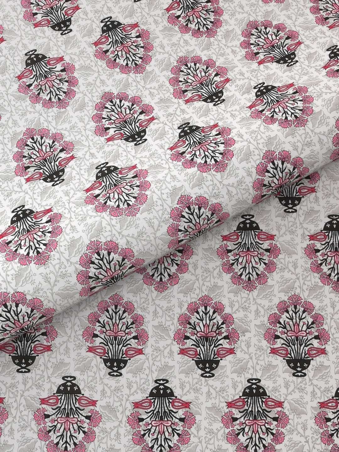 100% Pure Cotton Traditional  Printed Bedsheet for Double Bed King Size Bedsheet with 2 Pillow Covers