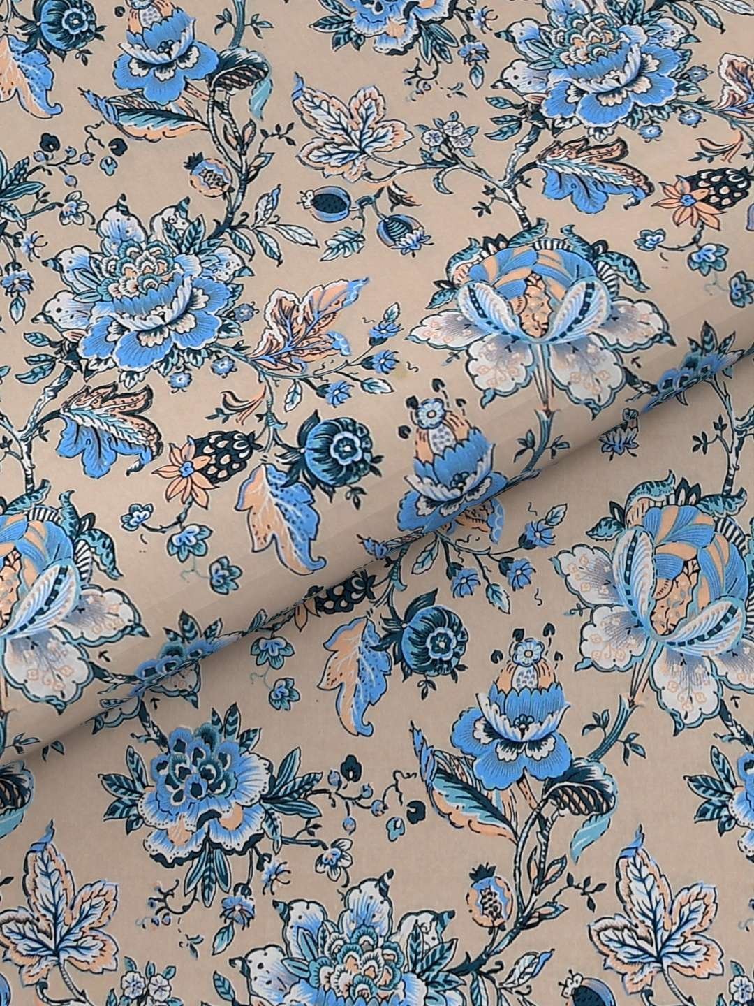 100% Pure Cotton Traditional  Printed Bedsheet for Double Bed King Size Bedsheet with 2 Pillow Covers