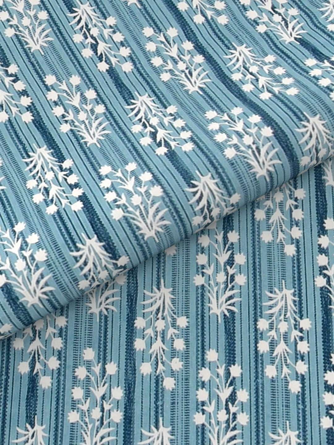 100% Pure Cotton Traditional  Printed Bedsheet for Double Bed King Size Bedsheet with 2 Pillow Covers