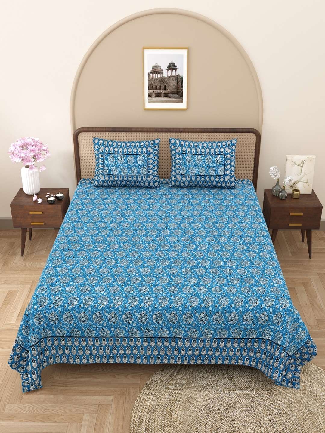 100% Pure Cotton Traditional  Printed Bedsheet for Double Bed King Size Bedsheet with 2 Pillow Covers