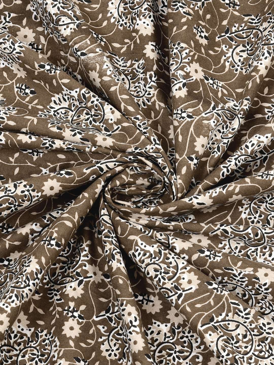 100% Pure Cotton Traditional  Printed Bedsheet for Double Bed King Size Bedsheet with 2 Pillow Covers