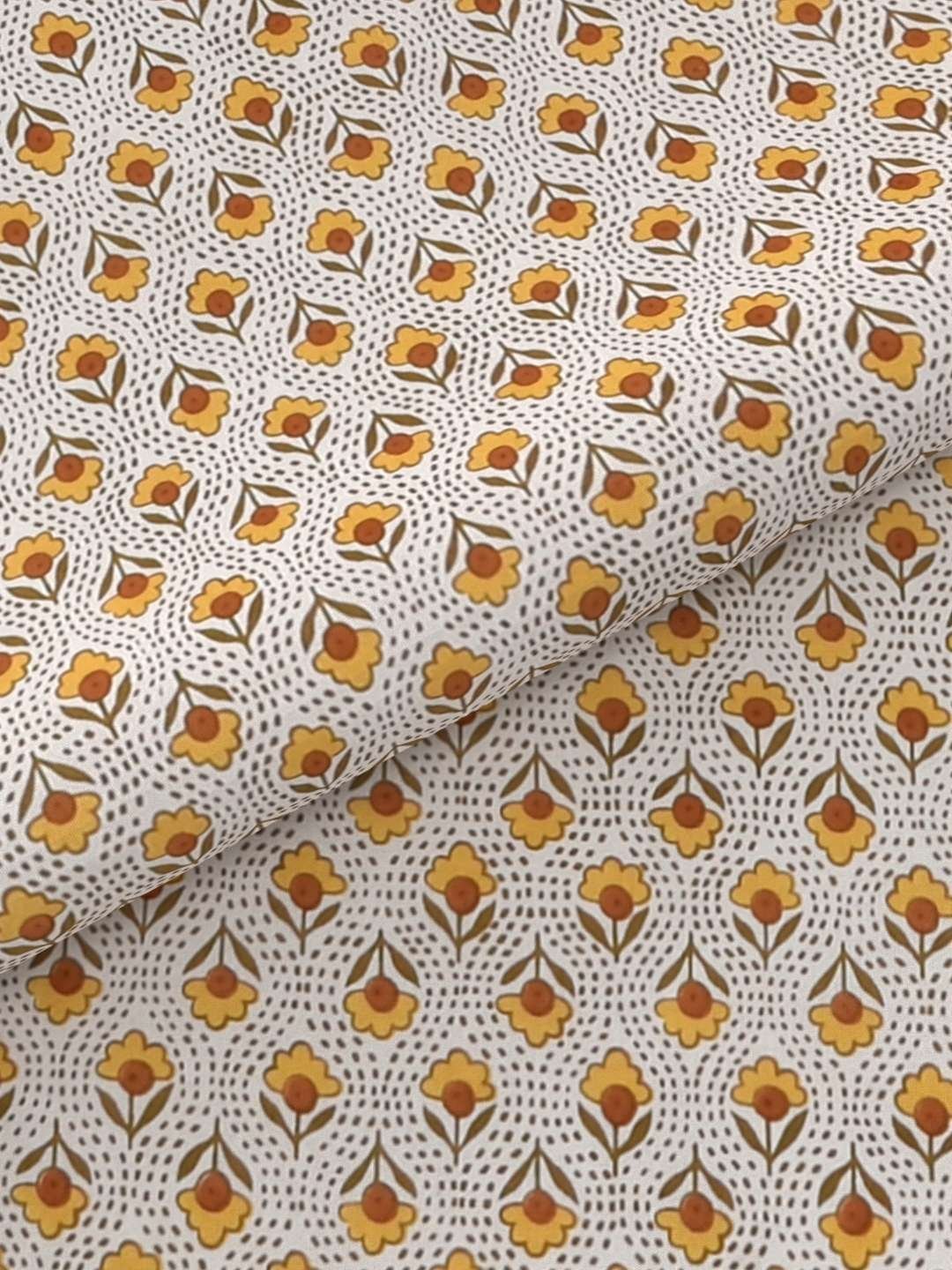 100% Pure Cotton Traditional  Printed Bedsheet for Double Bed King Size Bedsheet with 2 Pillow Covers
