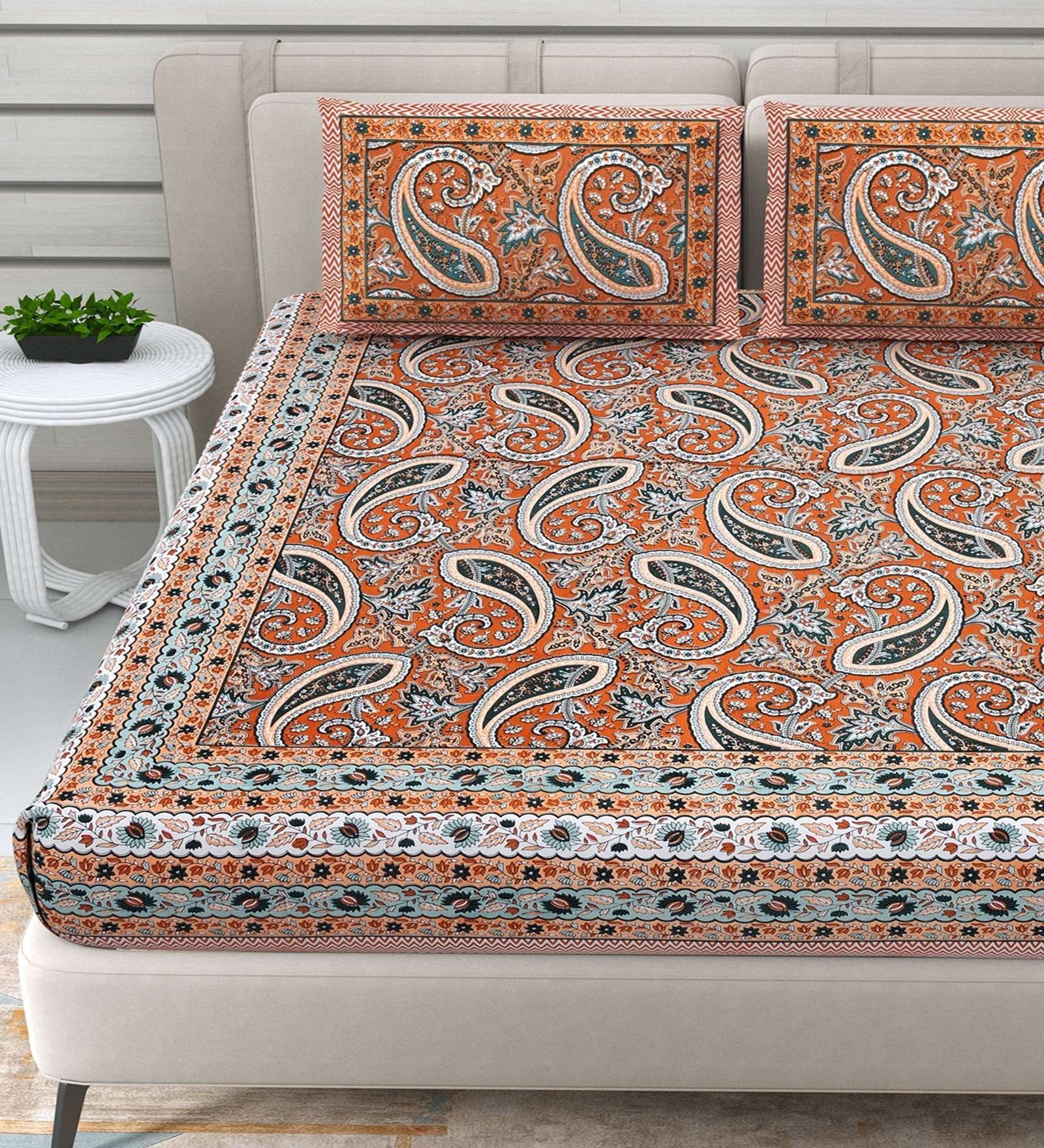 100% Pure Cotton Traditional  Printed Bedsheet for Double Bed King Size Bedsheet with 2 Pillow Covers