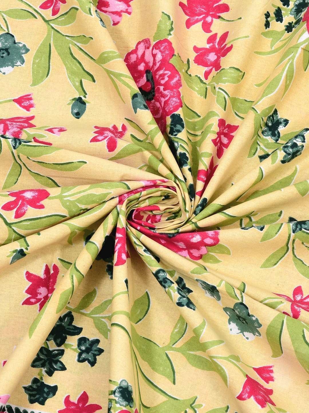 100% Pure Cotton Traditional  Printed Bedsheet for Double Bed King Size Bedsheet with 2 Pillow Covers