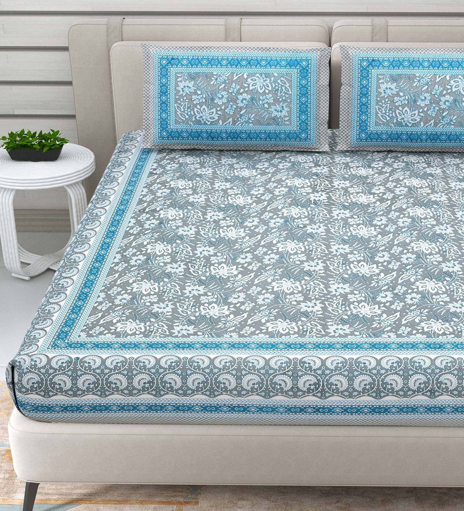 100% Pure Cotton Traditional  Printed Bedsheet for Double Bed King Size Bedsheet with 2 Pillow Covers