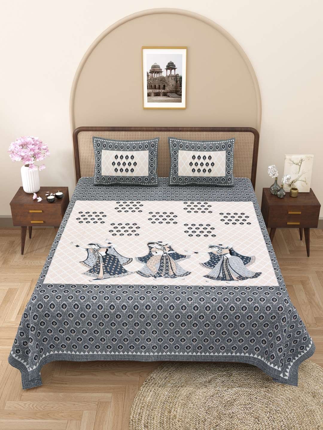 100% Pure Cotton Traditional  Printed Bedsheet for Double Bed King Size Bedsheet with 2 Pillow Covers