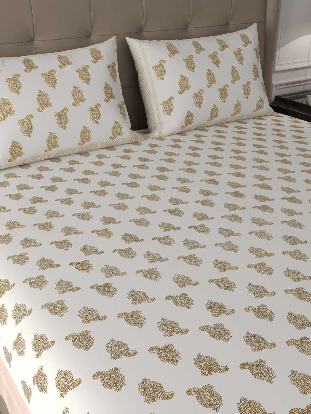100% Pure Cotton Traditional  Printed Bedsheet for Double Bed King Size Bedsheet with 2 Pillow Covers