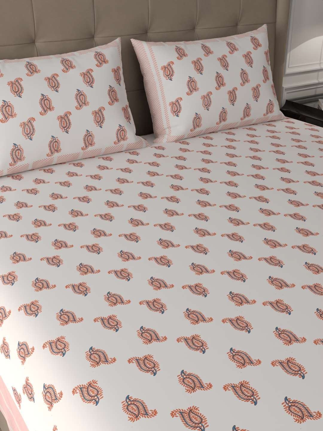 100% Pure Cotton Traditional  Printed Bedsheet for Double Bed King Size Bedsheet with 2 Pillow Covers
