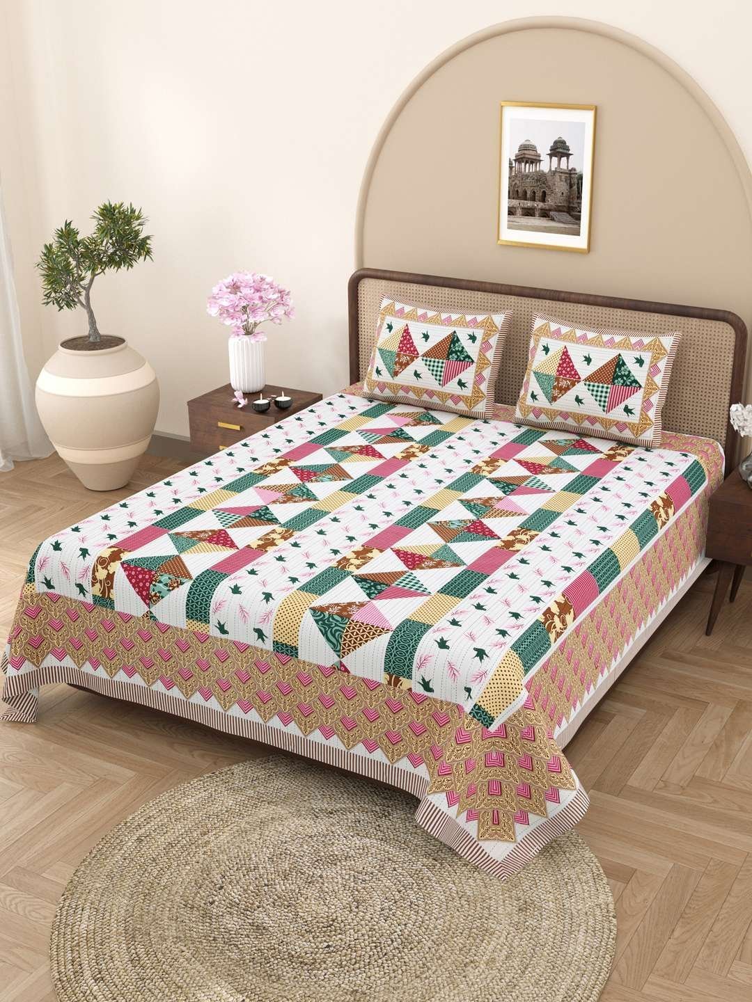 100% Pure Cotton Traditional  Printed Bedsheet for Double Bed King Size Bedsheet with 2 Pillow Covers