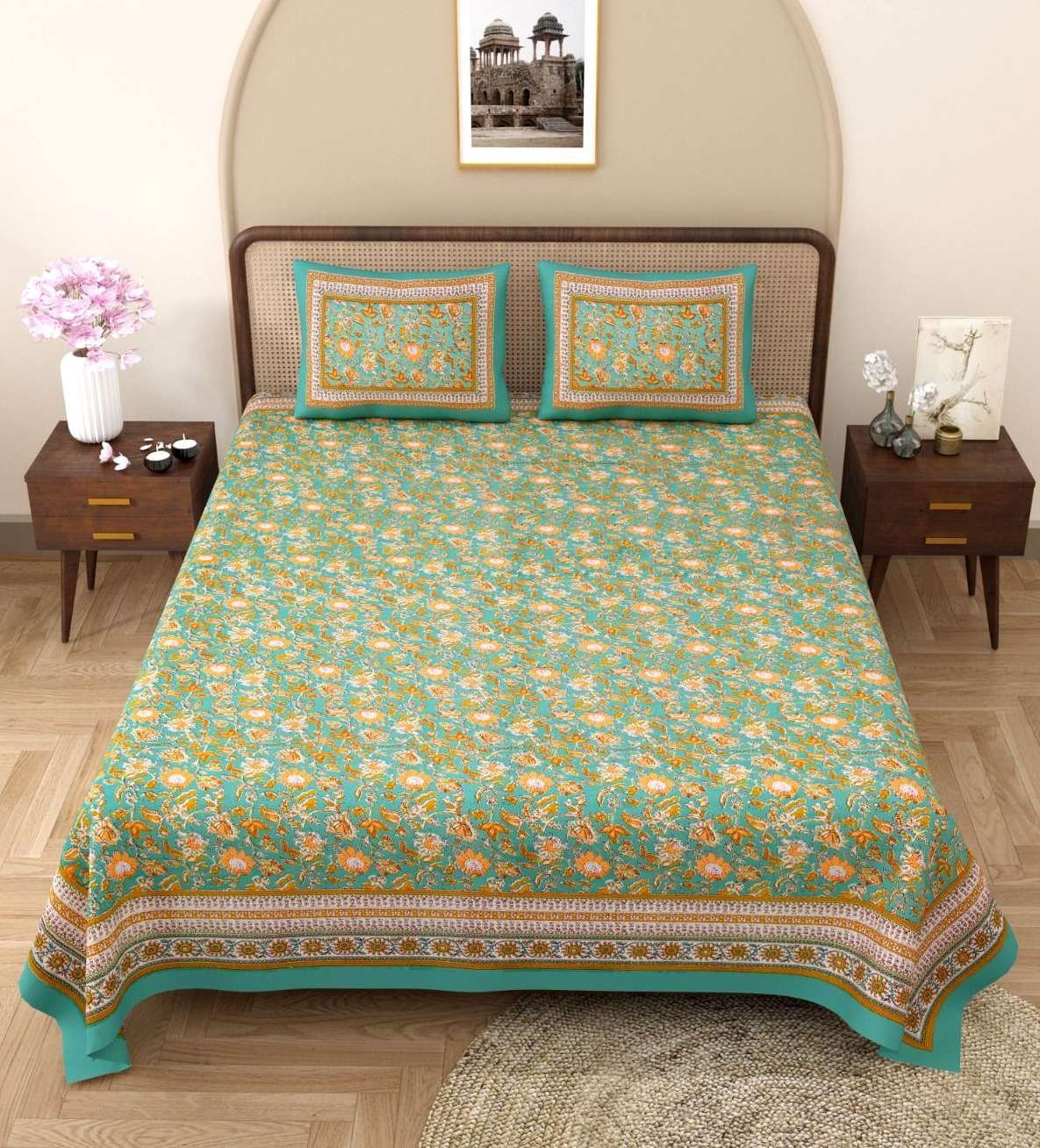 100% Pure Cotton Traditional  Printed Bedsheet for Double Bed King Size Bedsheet with 2 Pillow Covers