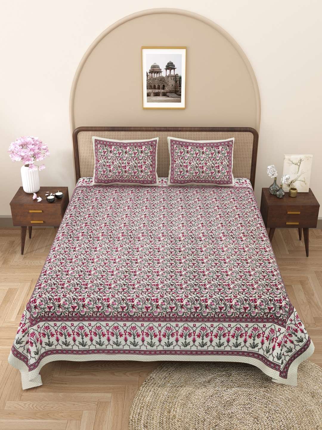 100% Pure Cotton Traditional  Printed Bedsheet for Double Bed King Size Bedsheet with 2 Pillow Covers