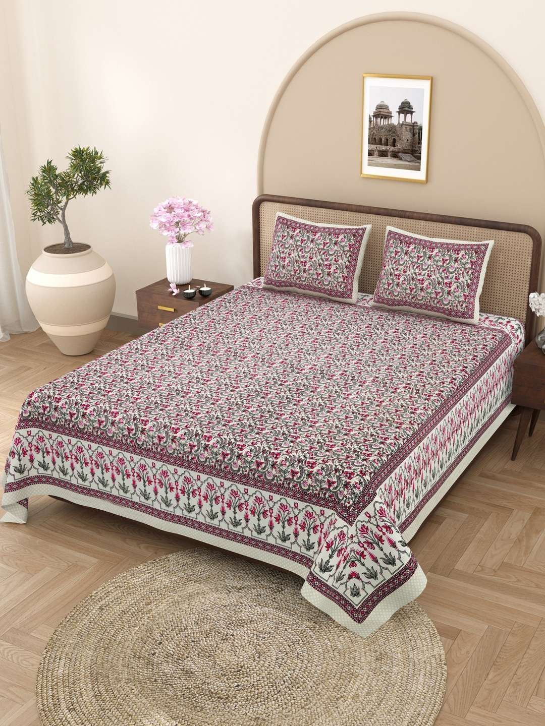100% Pure Cotton Traditional  Printed Bedsheet for Double Bed King Size Bedsheet with 2 Pillow Covers