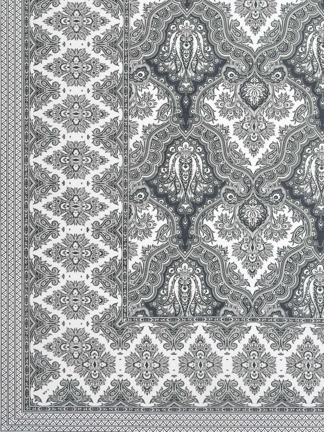 100% Pure Cotton Traditional  Printed Bedsheet for Double Bed King Size Bedsheet with 2 Pillow Covers