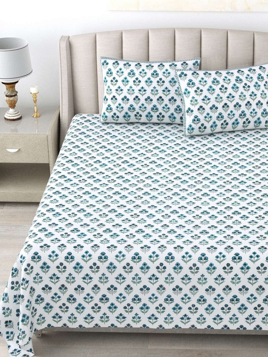 100% Pure Cotton Traditional  Printed Bedsheet for Double Bed King Size Bedsheet with 2 Pillow Covers