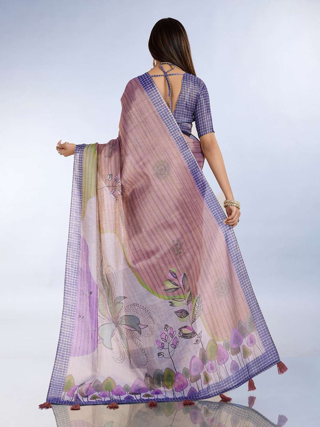 Artistic Lavender Saree with Geometric and Floral Prints