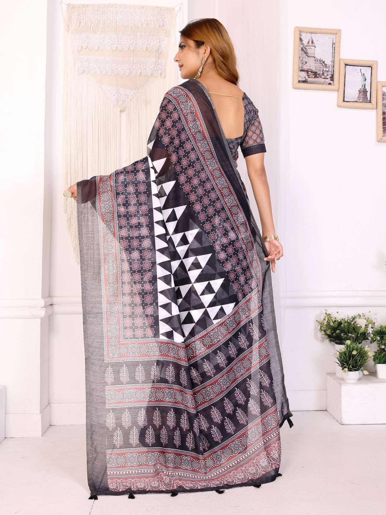 Black & Maroon Chanderi Saree with Geometric & Block Prints ? Festive & Elegant