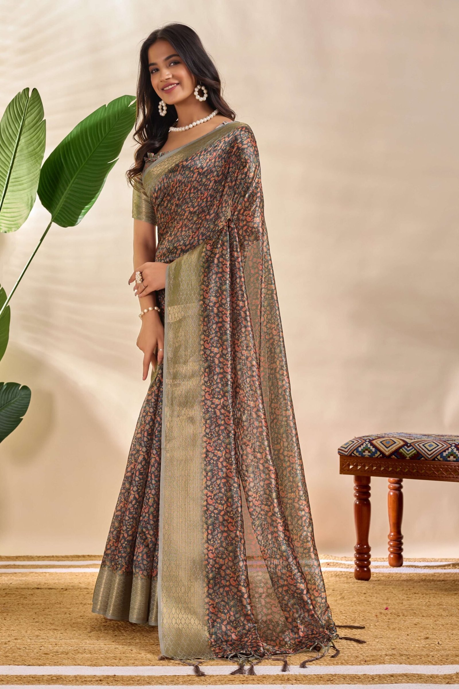 Elegant Soft Silk Blend Saree with Floral Print and Zari Border