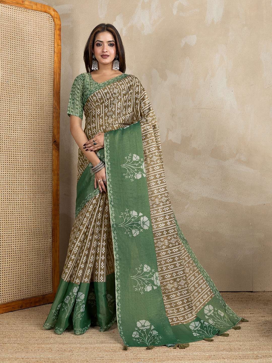 Elegant Teal Green and Mauve Pink Linen Saree with Geometric and Floral Prints
