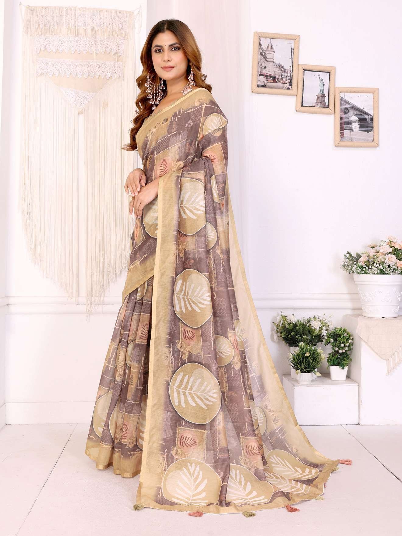 Elegant White Chanderi Saree with Digital Leaf Print ? Lightweight & Stylish