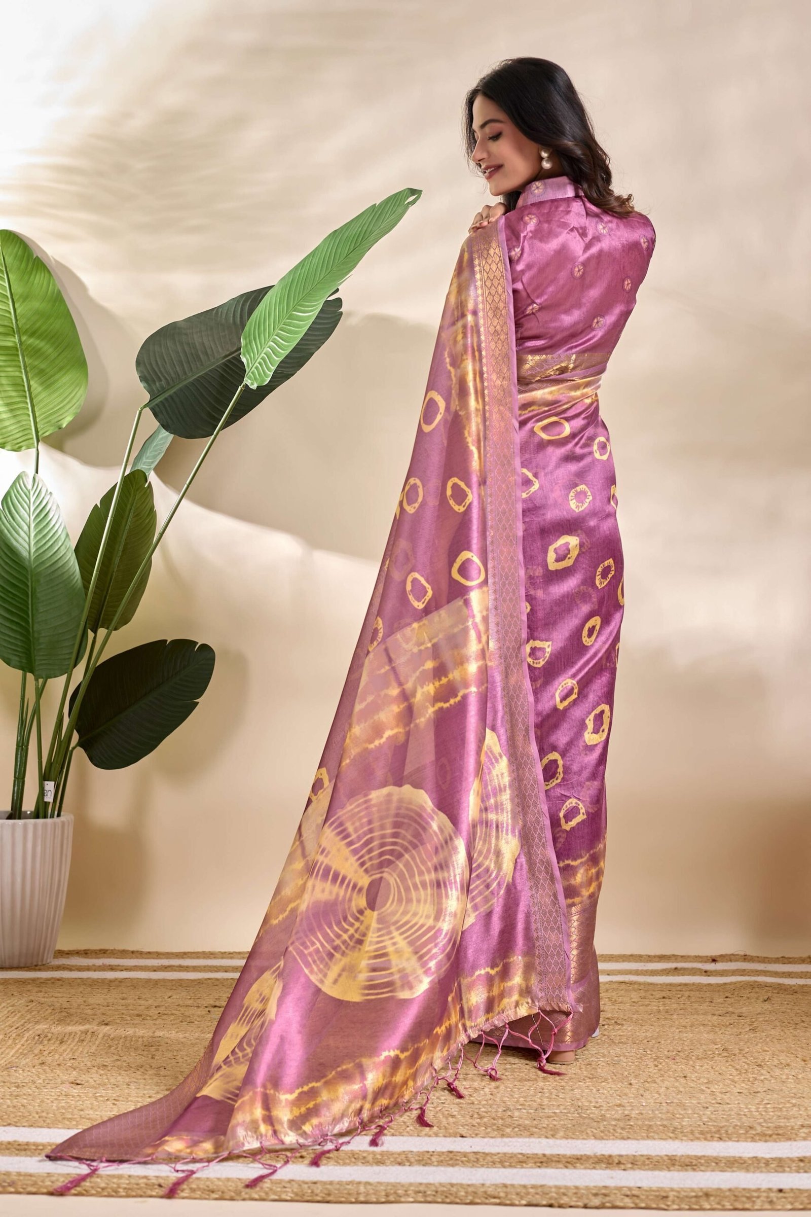 Mauve Soft Silk Blend Saree with Tie-Dye & Zari Detailing