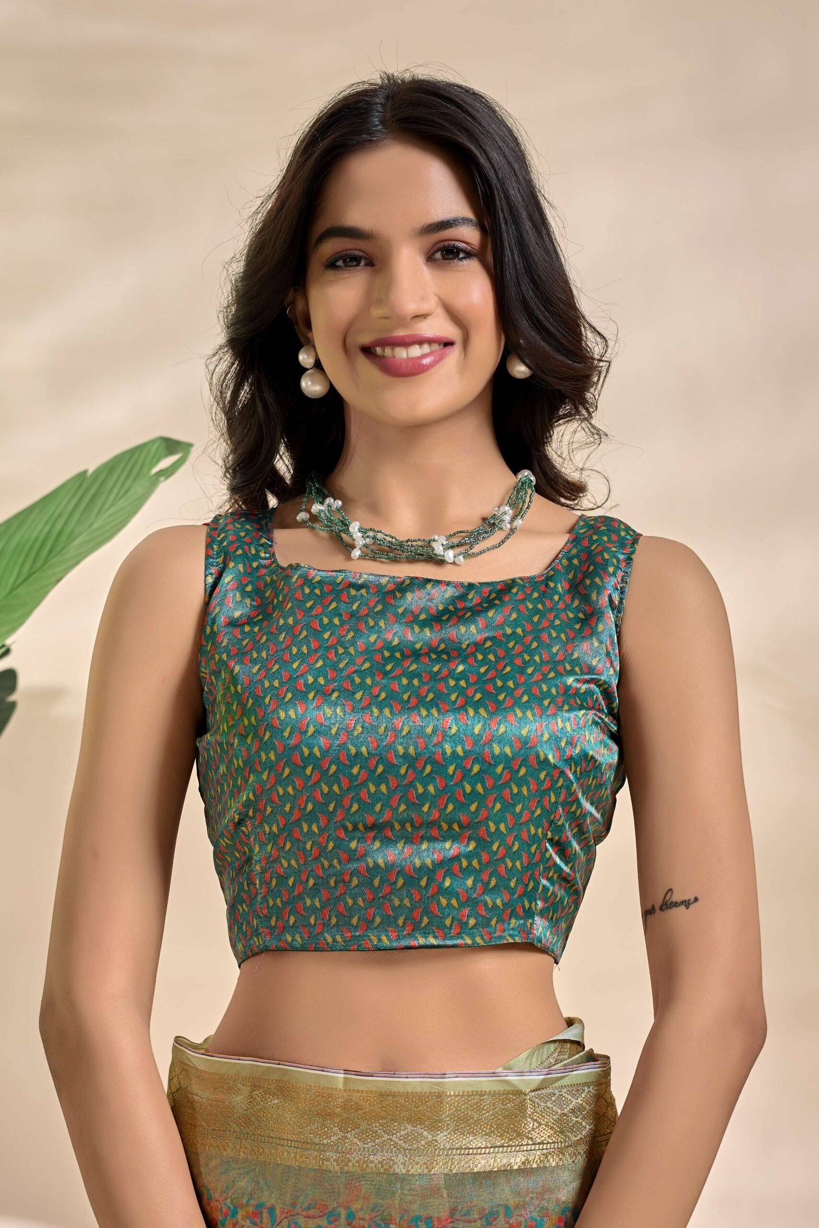 Olive-Green Soft Silk Blend Saree with Traditional Pallu & Floral Body