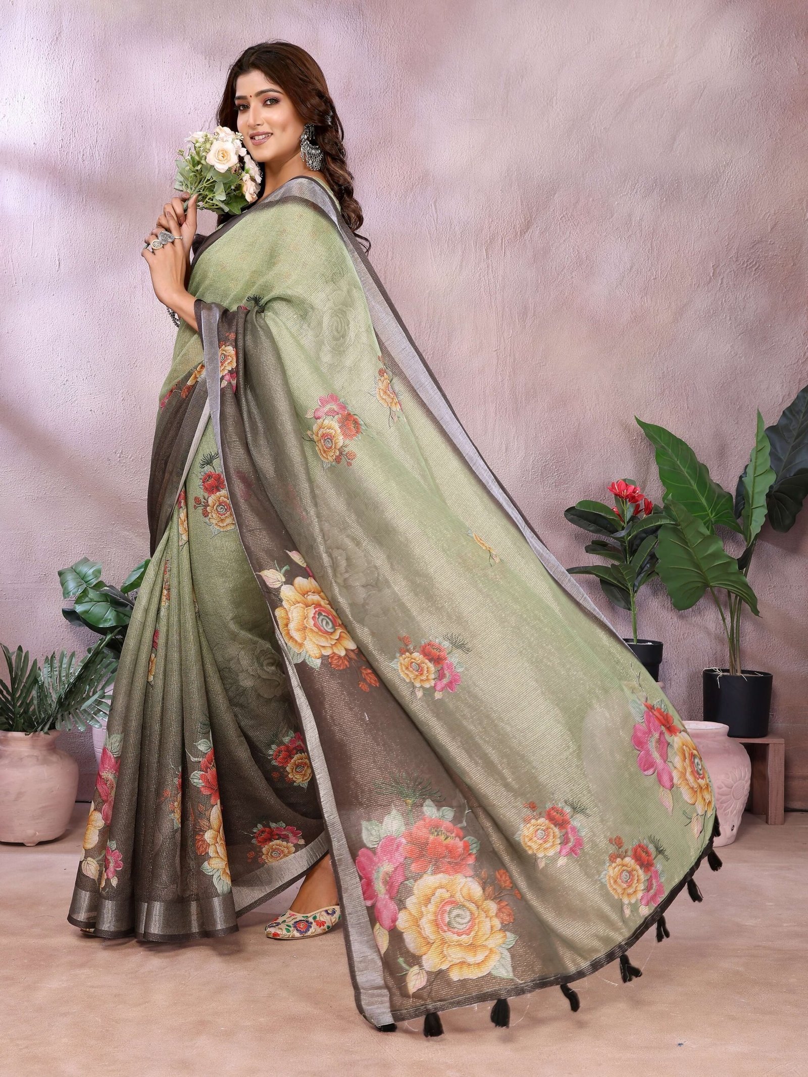Serene Green Floral Printed Saree with a Contrasting Pallu