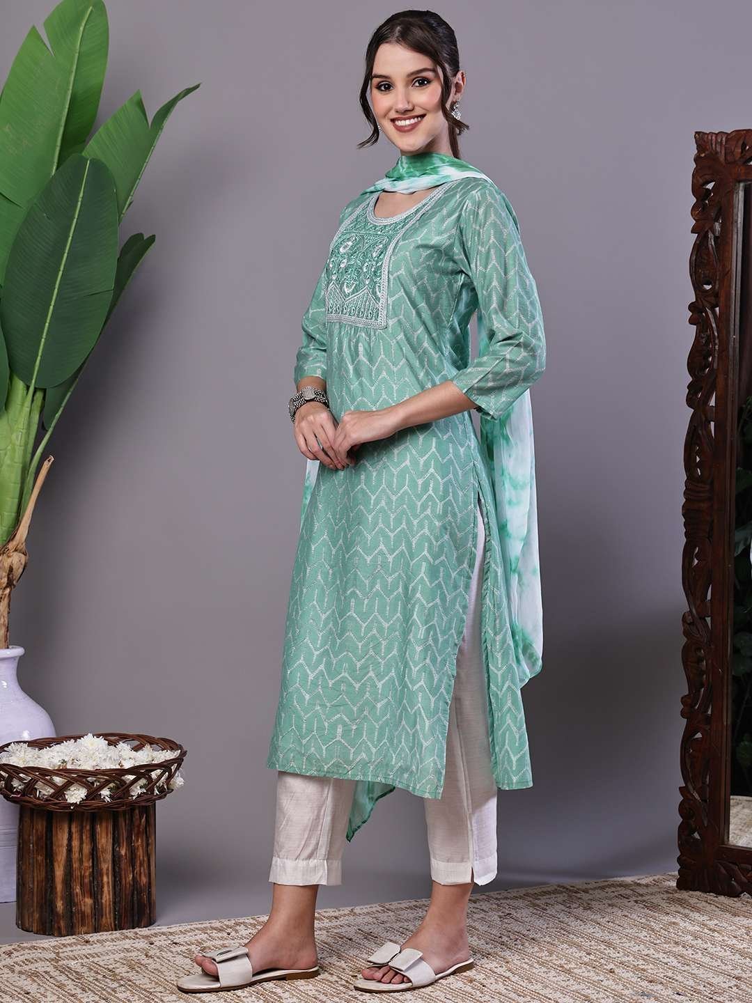 Women’s Mint Green Chanderi Embroidered Kurta Set with Dupatta Suit Sets