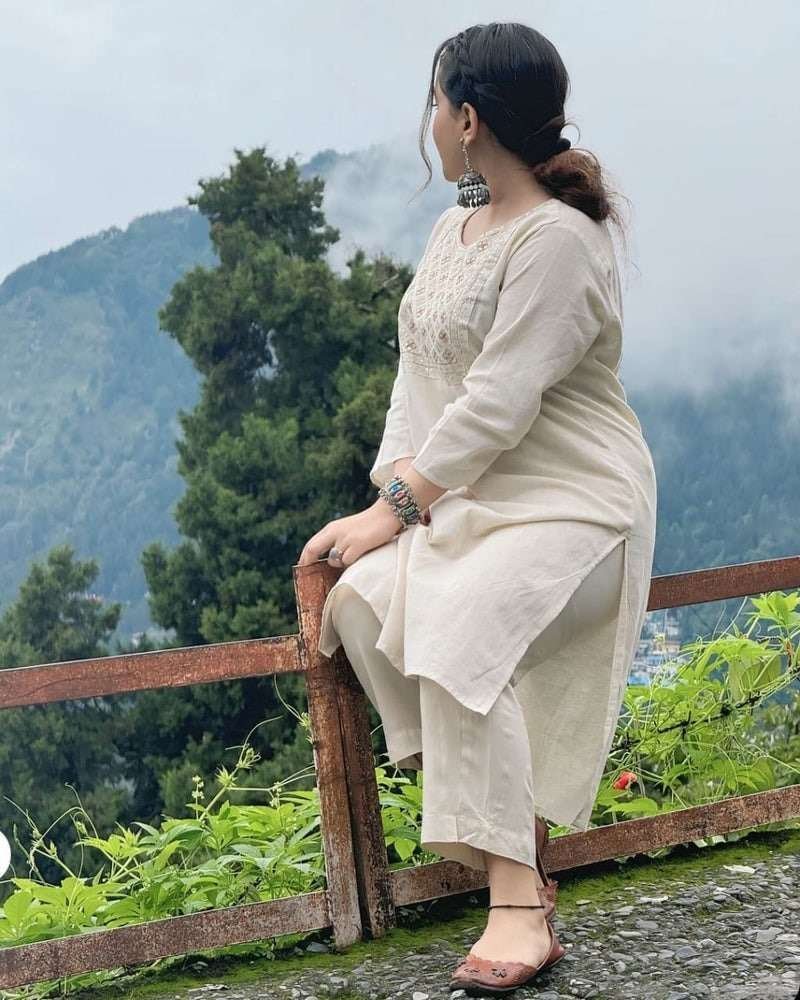 Women’s Cotton Chanderi Print Straight Kurti with Pant