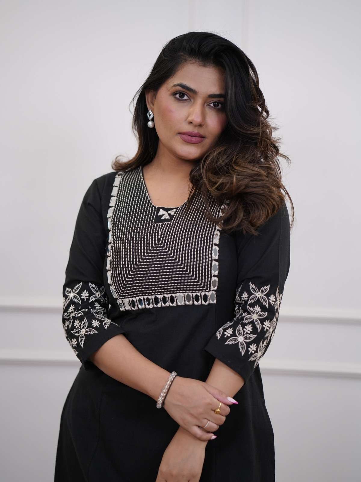 Women’s Cotton Embroidery Straight Kurti With Pant Set