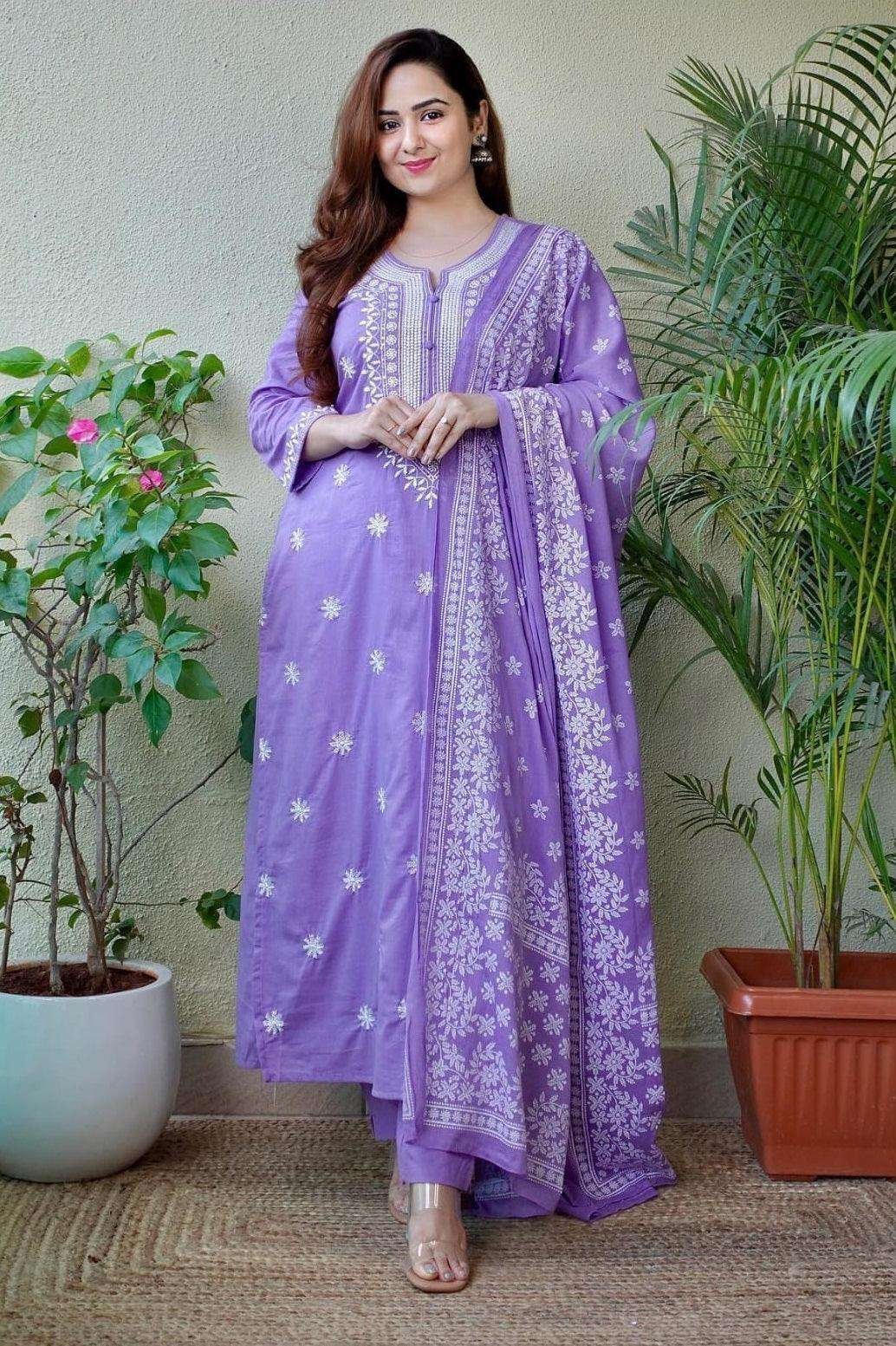 Women?s Cotton Floral Printed Straight Kurti With Pant and Dupatta (Lavender)