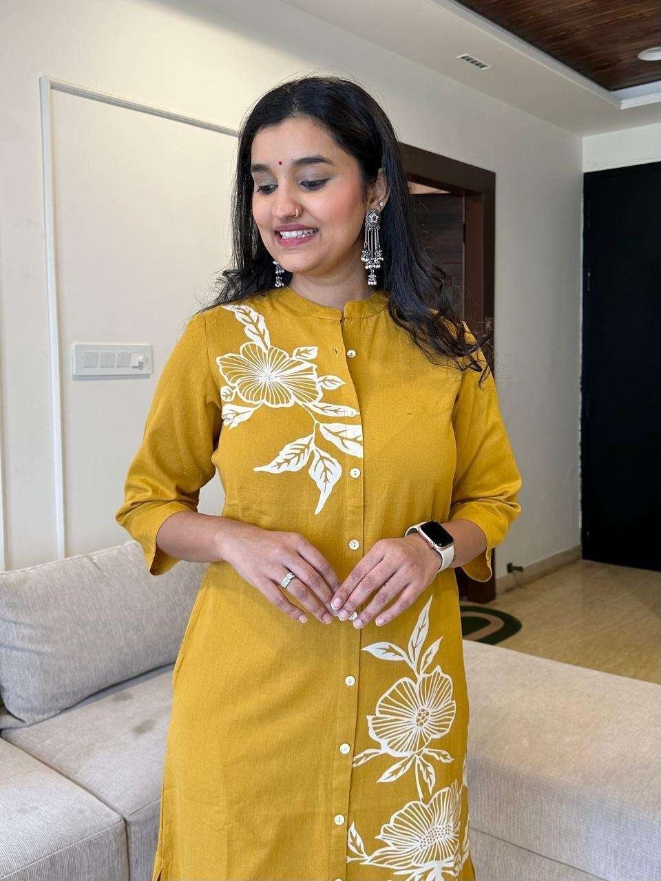 Women’s Cotton Floral Printed Straight Kurti With Pant Set