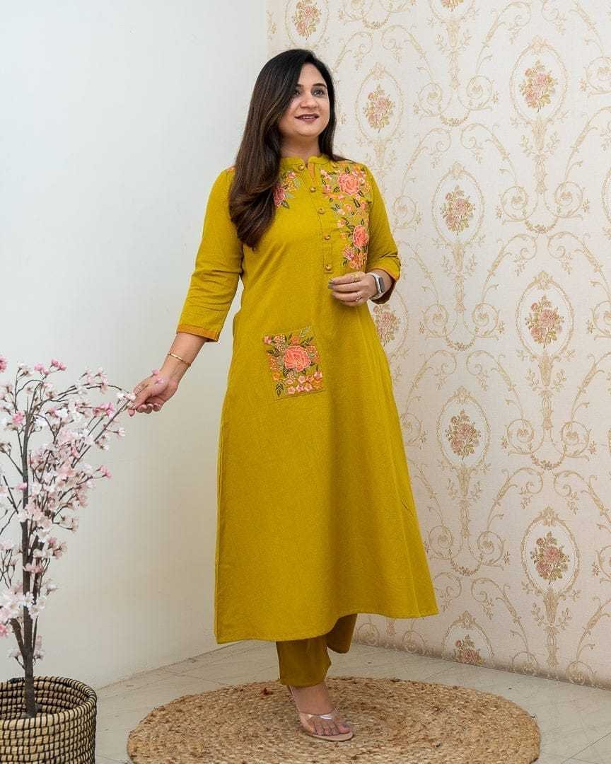 Women’s Cotton Printed Straight Kurti With Pant