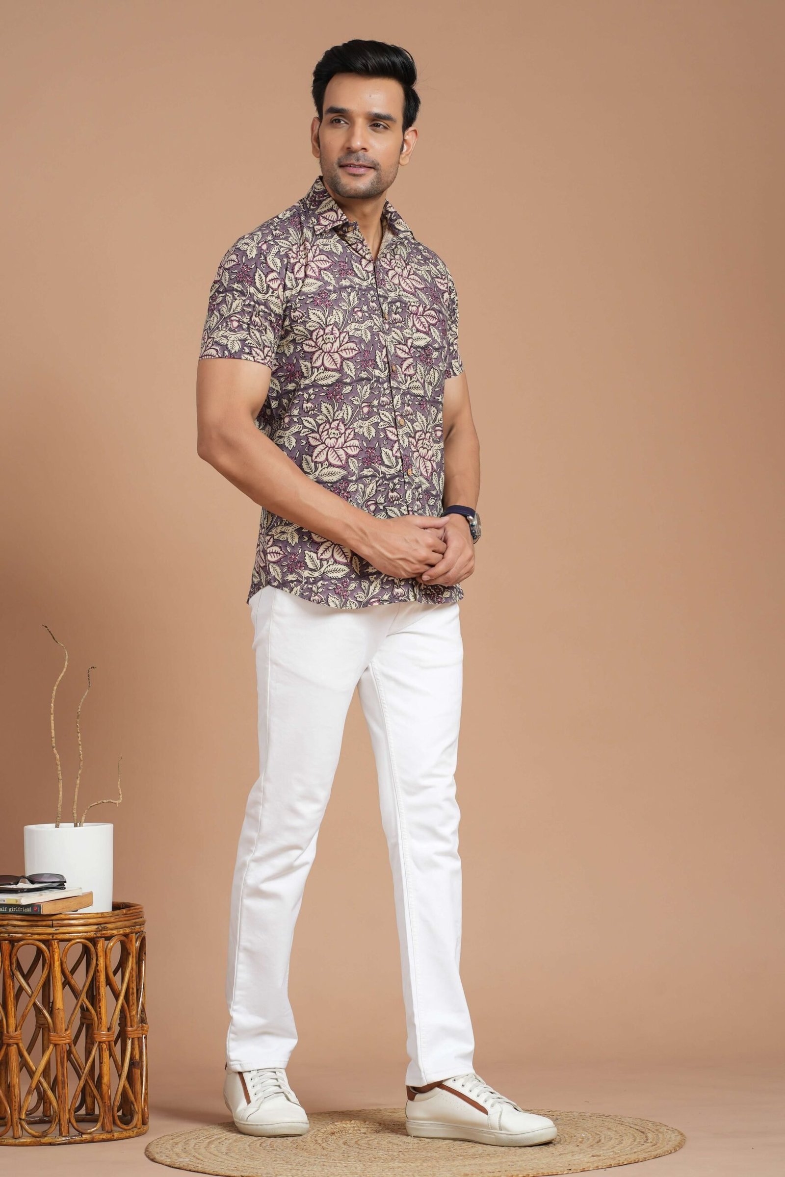 Men’s Cotton Purple Floral Printed Short-Sleeve Shirt ? Casual & Summer Wear