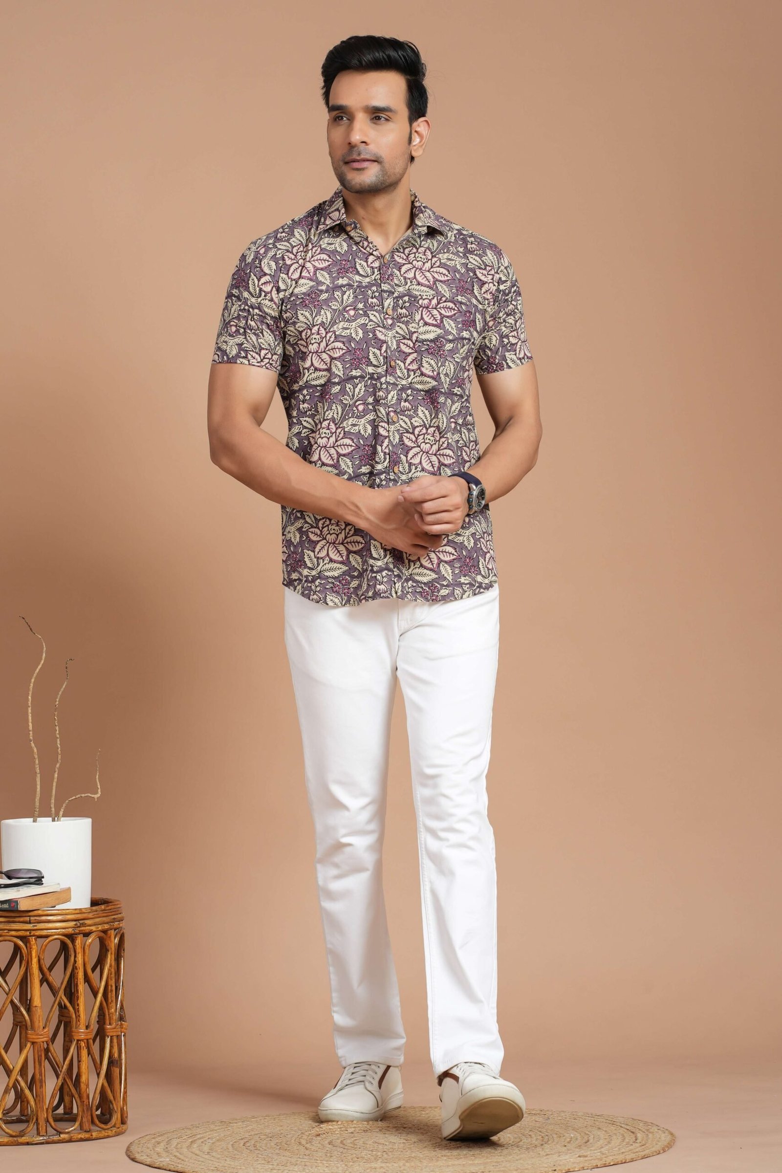 Men’s Cotton Purple Floral Printed Short-Sleeve Shirt ? Casual & Summer Wear