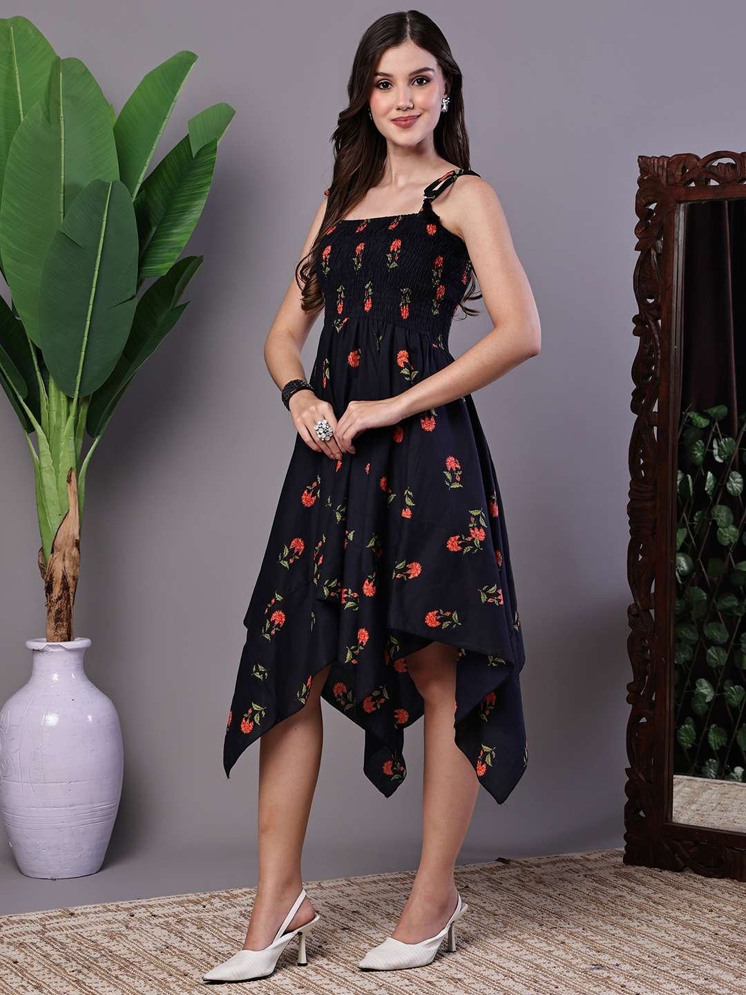 Women’s Black Floral Printed Cotton Handkerchief Hem Dress Midi Dresses