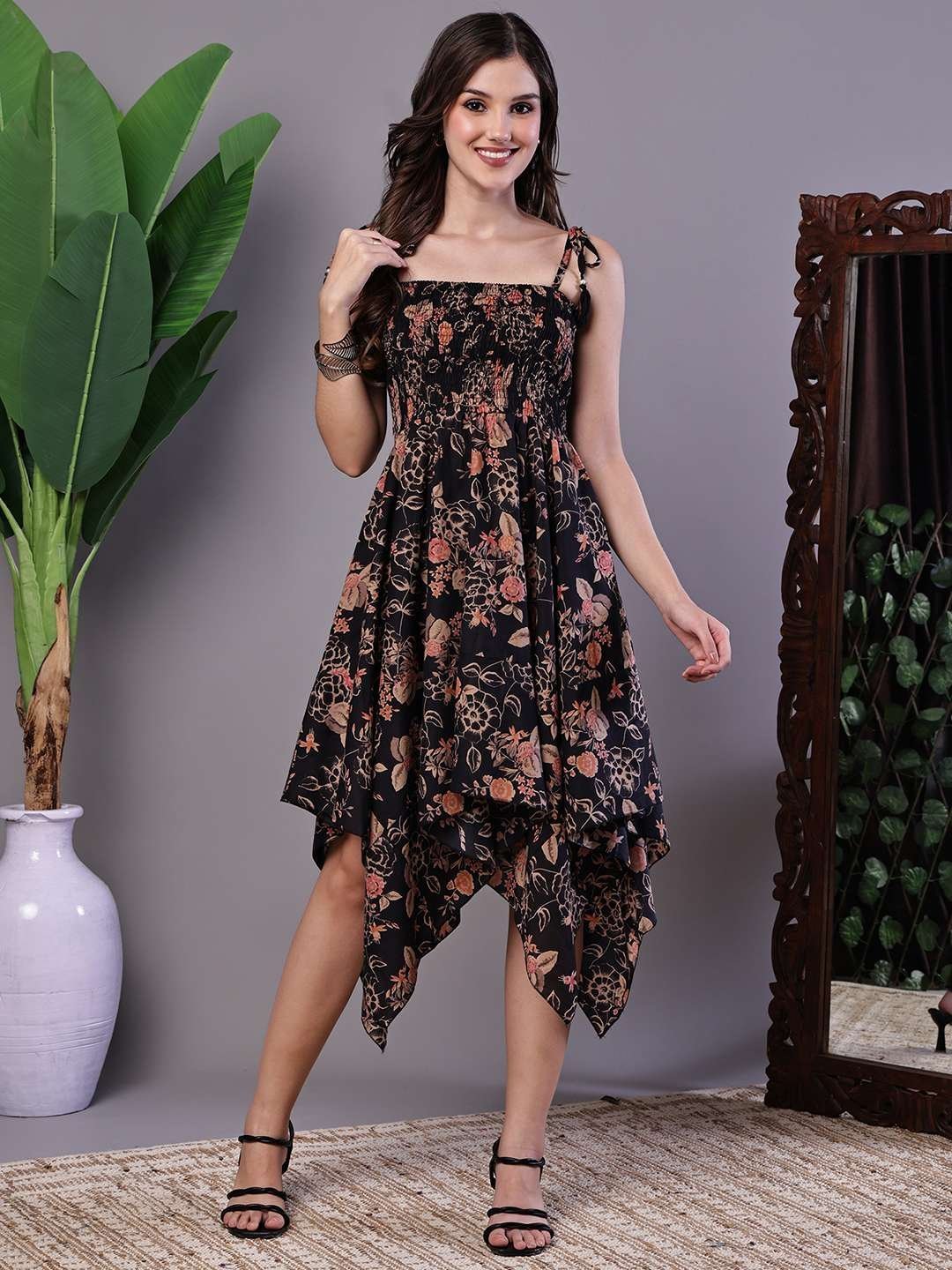 Women’s Black Floral Printed Cotton Handkerchief Hem Dress Midi Dresses
