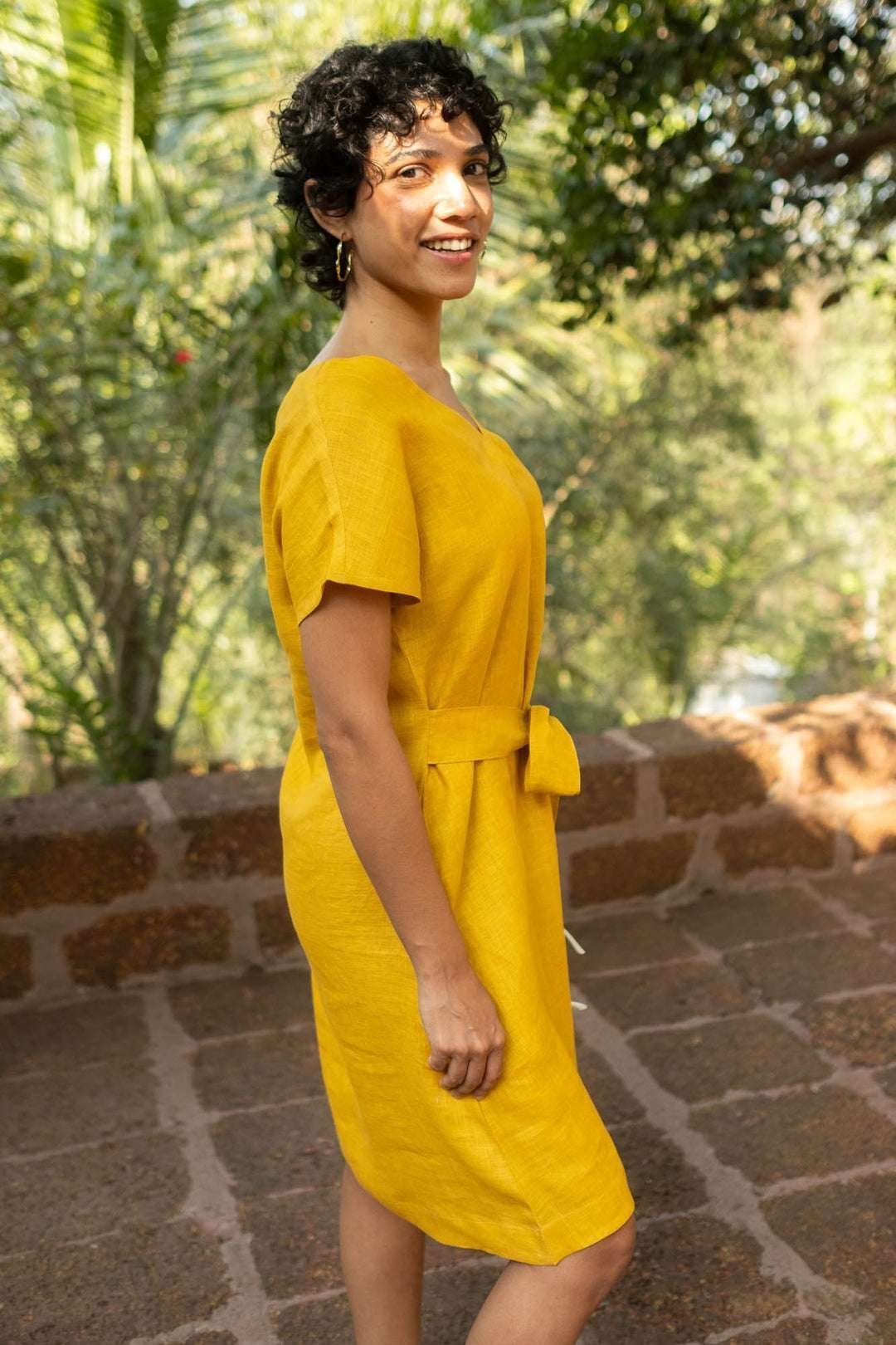Women’s Cotton Sweet Shift Tunic Short Dress half Sleeves V Neck Causal Mini Dress with Pockets ( Yellow )